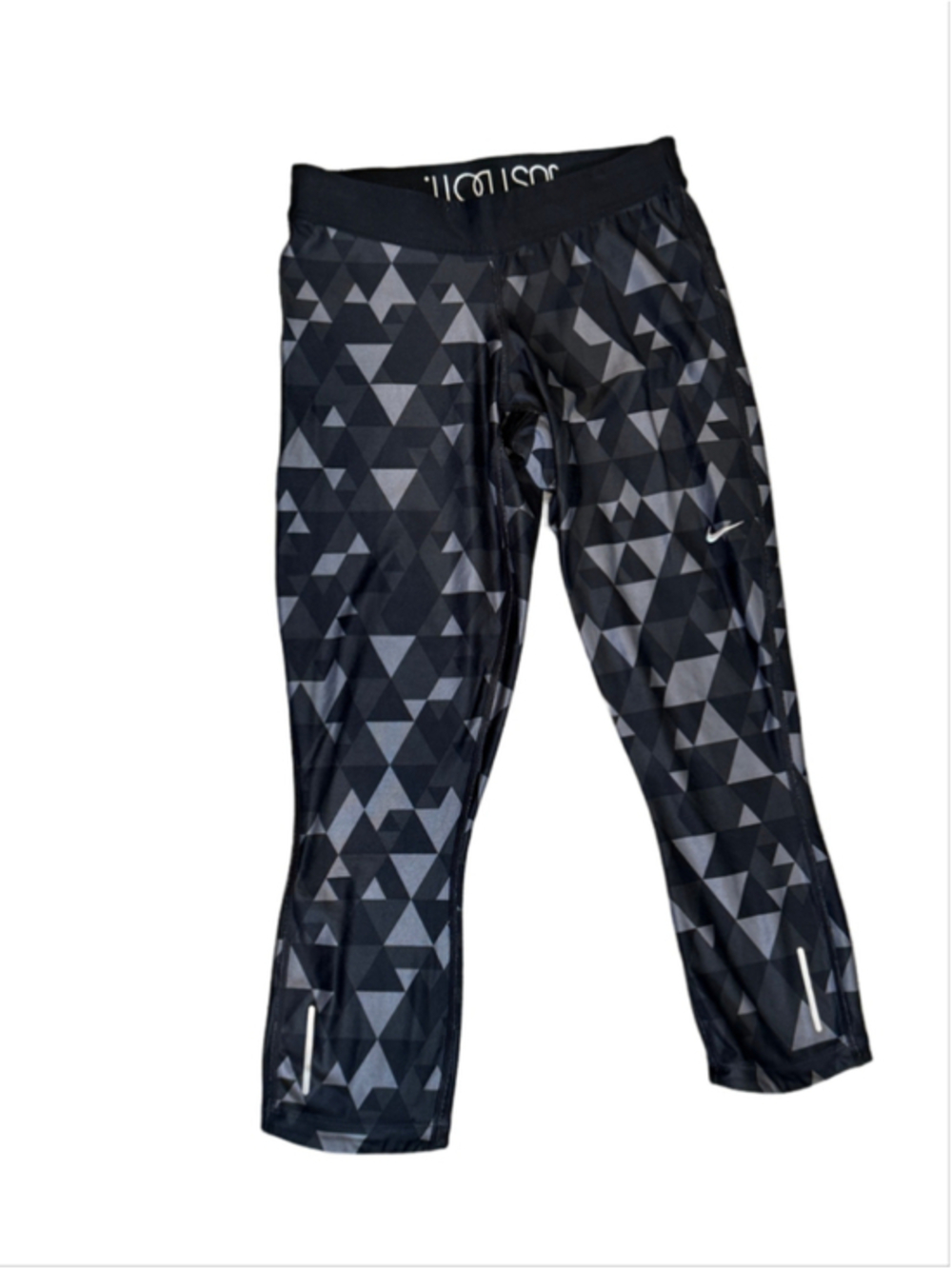 Nike Geometric Triangle Patterned Workout Capri
